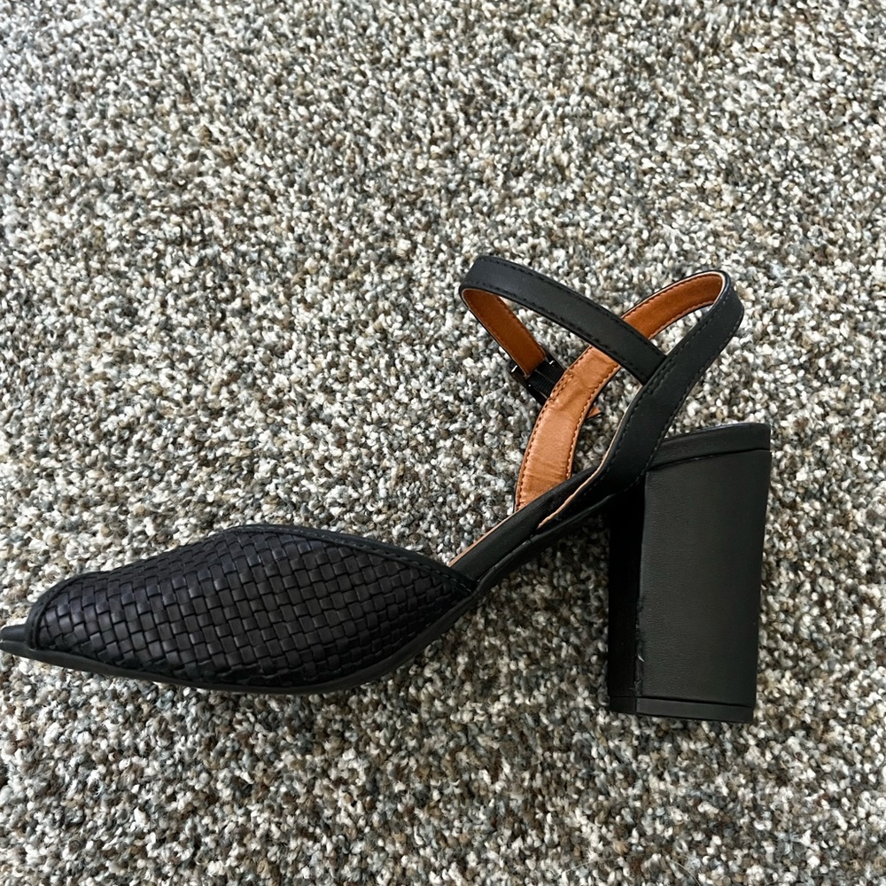 Classic party shoes